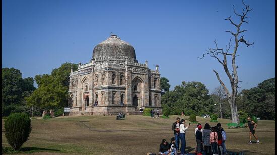 Lodhi Garden on in New Delhi on Sunday. (Sanchit Khanna/HT Photoimes) Lodhi Garden on in New Delhi on Sunday. (Sanchit Khanna/HT Photoimes)