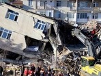 Over 900 people have been killed so far and thousands injured after 7.8 magnitude earthquake hit Turkey on early Monday (Twitter Photo)(HT_PRINT) Over 900 people have been killed so far and thousands injured after 7.8 magnitude earthquake hit Turkey on early Monday (Twitter Photo)(HT_PRINT)