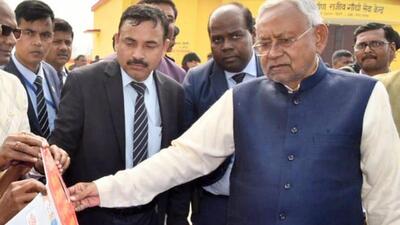 Bihar chief minister Nitish Kumar at a function on Sunday during his 'Samadhan Yatra' in Katihar (HT Photo) Bihar chief minister Nitish Kumar at a function on Sunday during his 'Samadhan Yatra' in Katihar (HT Photo)