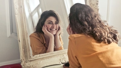 The key to youthful skin is found in Ayurveda, and by including these components in your skincare routine, you can receive amazing benefits. Furthermore, stay hydrated and avoid chemical-based products. Keep your skin clean and moisturized at all times. (Pexels)