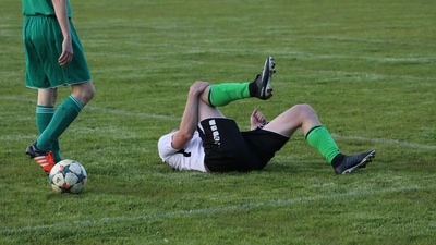 Want your knee to function normally after a sports injury? Opt for ACL surgery (Image by Alexander Fox | PlaNet Fox from Pixabay ) Want your knee to function normally after a sports injury? Opt for ACL surgery (Image by Alexander Fox | PlaNet Fox from Pixabay )