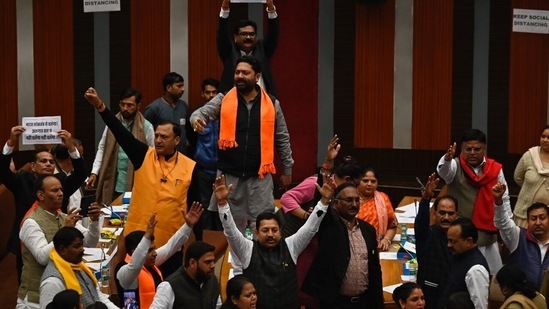 House descends into chaos during the previous attempt to elect Delhi mayor and deputy mayor. (File) House descends into chaos during the previous attempt to elect Delhi mayor and deputy mayor. (File)