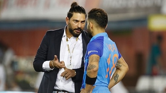 Yuvraj Singh chats with Virat Kohli Yuvraj Singh chats with Virat Kohli