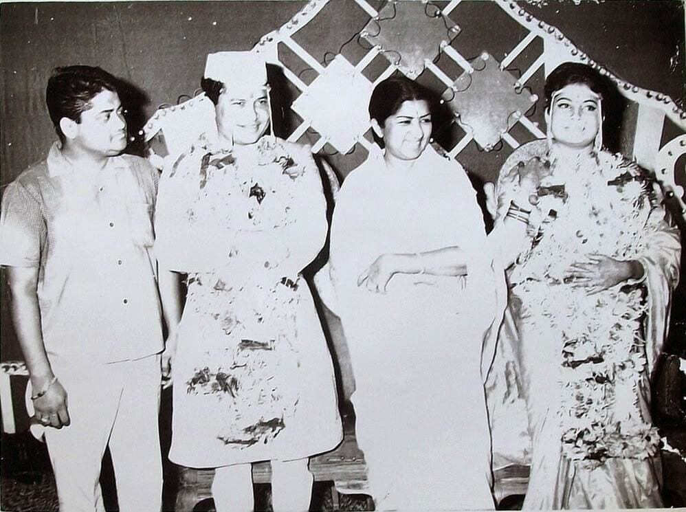 Lata Mangeshkar at Laxmikant’s wedding; (far left) Pyarelal Lata Mangeshkar at Laxmikant’s wedding; (far left) Pyarelal