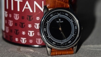 Latest titan online watch