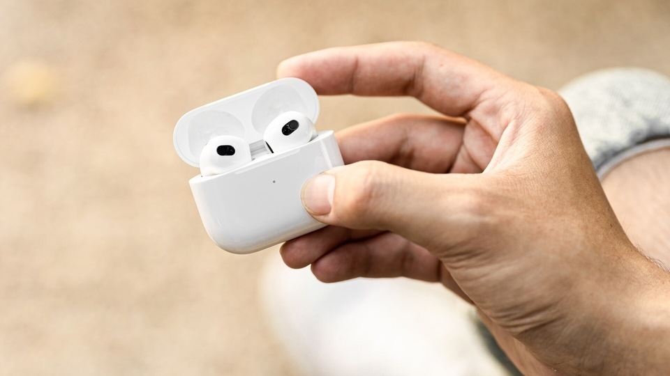 top ptron earbuds for workouts and active lifestyles