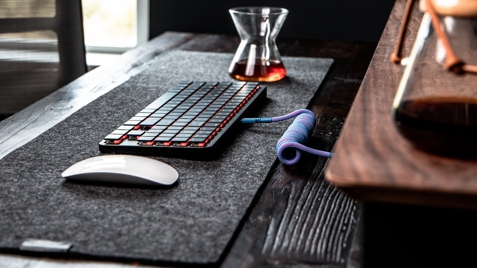 Does Mousepad make a Difference in Mouse Accuracy and Precision