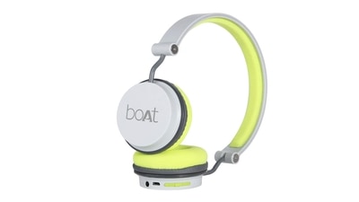 Boat headset best sale under 1000