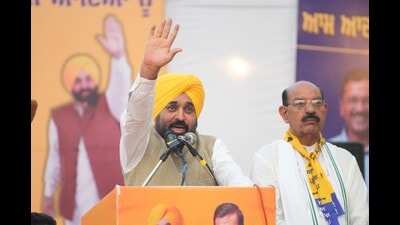 CM Bhagwant Mann during a rally in Jalandhar on Thursday (HT) CM Bhagwant Mann during a rally in Jalandhar on Thursday (HT)