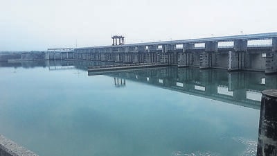 Hathinikund barrage acts the primary regulation point for release of Yamuna water for Delhi. (Wikimedia) Hathinikund barrage acts the primary regulation point for release of Yamuna water for Delhi. (Wikimedia)