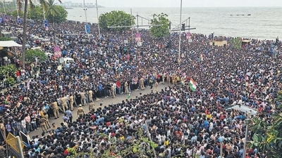 A massive crowd of fans gather at Marine Drive as they wait for Team India's arrival for the T20 World Cup 2024 victory parade, in Mumbai. (ANI) A massive crowd of fans gather at Marine Drive as they wait for Team India's arrival for the T20 World Cup 2024 victory parade, in Mumbai. (ANI)
