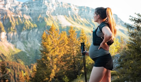 Walking is a great way of staying active while pregnant (Unsplash)