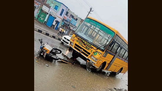 The accident site in Hisar’s Mayyar village. (HT Photo)