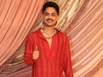 Ishan Kishan, KL Rahul, Athiya Shetty, Kunal Pandya, Hardik Pandya and Pankhuri Sharma at the Ambani sangeet. Ishan Kishan, KL Rahul, Athiya Shetty, Kunal Pandya, Hardik Pandya and Pankhuri Sharma at the Ambani sangeet.