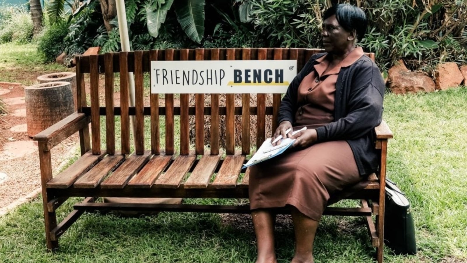 Zimbabwe’s friendship bench: The grandmother-led mental health therapy making waves worldwide