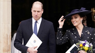 Royal Family faces dilemma as Kate Middleton's chemotherapy treatment puts Wimbledon appearance in doubt. (Reuters)