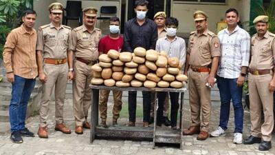 Kumar , the alleged mastermind, revealed during interrogation that they didn’t bring large consignments rather carried it “in smaller quantities by hiding it and travelling trains and buses”. (HT Photo) Kumar , the alleged mastermind, revealed during interrogation that they didn’t bring large consignments rather carried it “in smaller quantities by hiding it and travelling trains and buses”. (HT Photo)
