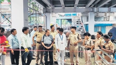 On July 4, new escalators were installed by the Mumbai Rail Vikas Corporation (MRVC) to connect the railway and metro stations at Ghatkopar. MRVC