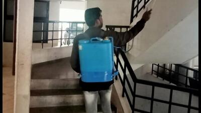 Pune civic body has undertaken preventive measures to curb mosquito breeding spots in the city. (HT PHOTO)