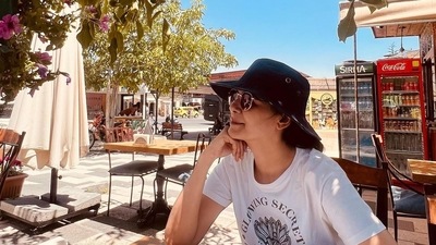 Mona taking a break in Cappadocia to soak up the sun. Mona taking a break in Cappadocia to soak up the sun.