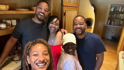 Will Smith was all smiles, chilling out on a family day with his daughter, Willow Smith, siblings Harry and Ellen and half-sister Ashley Marie Pettway. (Instagram/@willsmith) Will Smith was all smiles, chilling out on a family day with his daughter, Willow Smith, siblings Harry and Ellen and half-sister Ashley Marie Pettway. (Instagram/@willsmith)