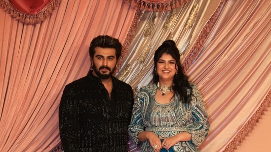 Arjun Kapoor and Anshula Kapoor are the perfect sibling duo in their luxe outfits.