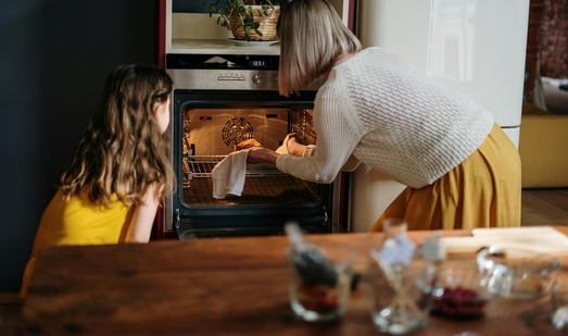 Check out the best Panasonic microwave ovens in India that offer superior performance and versatility for your kitchen needs.(Pexels)