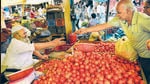 Tomato prices have shot up across India with retail price around <span class='webrupee'>₹</span>75/kg in Delhi and National Capital Region. (HT Photo) Tomato prices have shot up across India with retail price around <span class='webrupee'>₹</span>75/kg in Delhi and National Capital Region. (HT Photo)