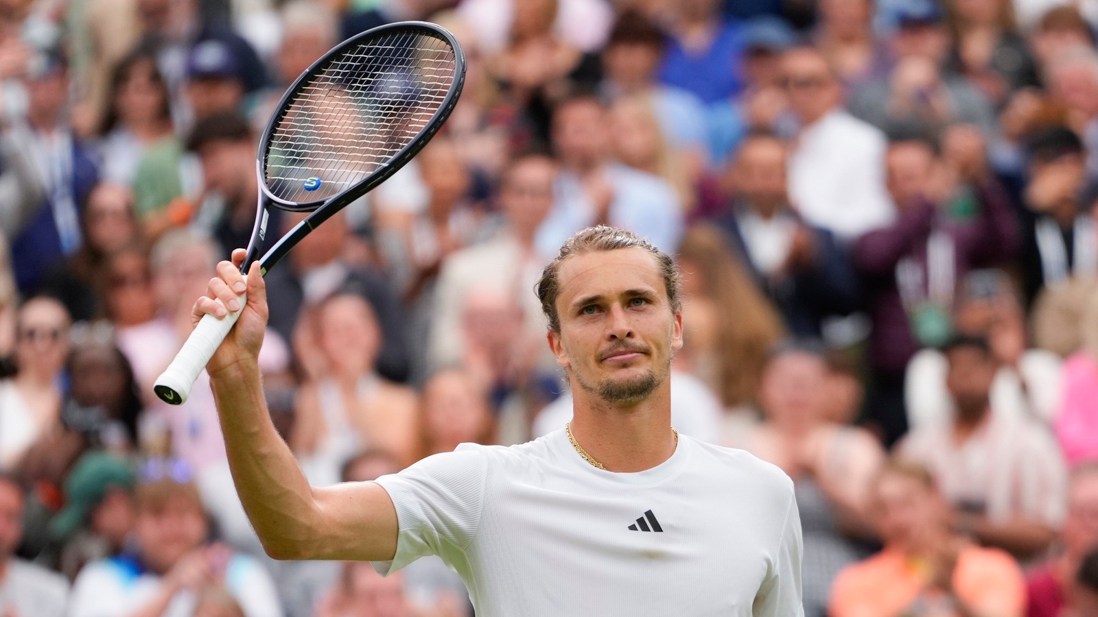 Zverev Survives Injury Scare, Epic Tiebreak to Reach Wimbledon Fourth Round