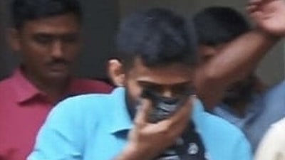 Visa racket: Navy officers used J&K’s ‘conflict-zone’ status to help aspirants seek refuge in South Korea Visa racket: Navy officers used J&K’s ‘conflict-zone’ status to help aspirants seek refuge in South Korea