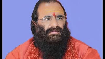 Akhil Bharatiya Akhara Parishad president Mahant Ravindra Puri. (File photo) Akhil Bharatiya Akhara Parishad president Mahant Ravindra Puri. (File photo)