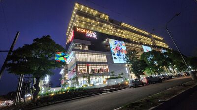 Mohali Walk mall has come up on approximately 2 acres of prime land opposite the PUDA building in Sector 62, less than a km from Chandigarh border. (HT Photo) Mohali Walk mall has come up on approximately 2 acres of prime land opposite the PUDA building in Sector 62, less than a km from Chandigarh border. (HT Photo)