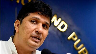 The directions were issued in a meeting by health minister Saurabh Bharadwaj at the Delhi secretariat on Friday. (ANI) The directions were issued in a meeting by health minister Saurabh Bharadwaj at the Delhi secretariat on Friday. (ANI)