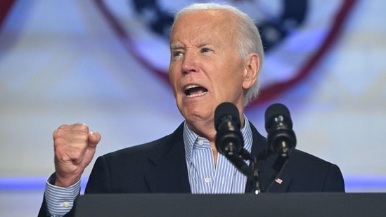 TOPSHOT - US President Joe Biden speaks during a campaign event in Madison, Wisconsin, on July 5, 2024. (Photo by SAUL LOEB / AFP)(AFP)