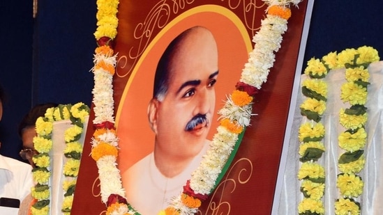 Prime Minister Narendra Modi paid homage to BJP ideologue Syama Prasad Mookerjee on his 123rd birth anniversary on Saturday.(ANI Photo)