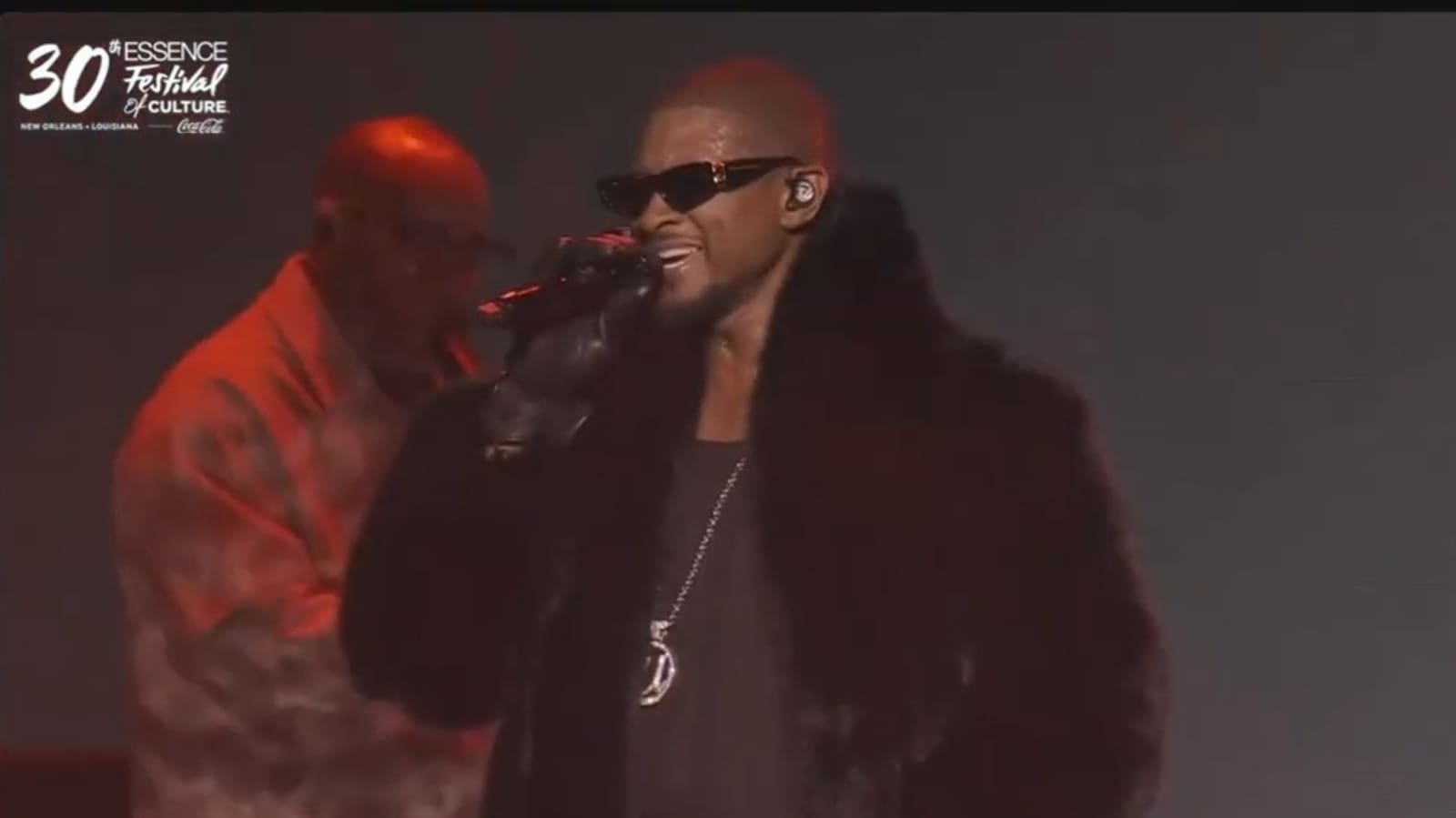 Essence Festival It's Usher's year! ‘Confessions’ hitmaker celebrates