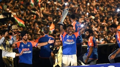 India's Hardik Pandya lifts the ICC T20 World Cup trophy. (ICC- X) India's Hardik Pandya lifts the ICC T20 World Cup trophy. (ICC- X)