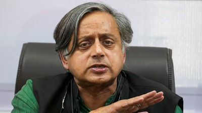 Shashi Tharoor (File Photo/PTI) Shashi Tharoor (File Photo/PTI)