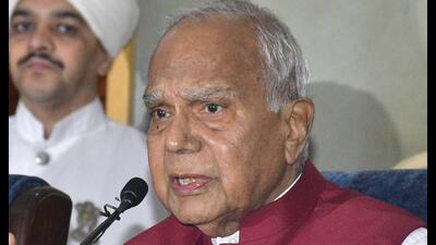 Punjab governor Banwari Lal Purohit has taken updates on Thapar’s health from DMCH doctors. (HT file) Punjab governor Banwari Lal Purohit has taken updates on Thapar’s health from DMCH doctors. (HT file)