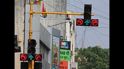 The PSCDCL administration was responsible for implementing the project. So far, 125 automatic signal systems have been installed. (HT PHOTO)