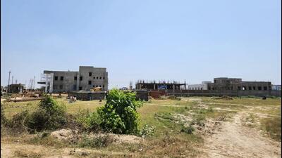 The central government had approved the Medical Device Park on 350 acres at the Yamuna Expressway in January 2022 under the “Promotion of Medical Device Park” scheme. (HT Photo) The central government had approved the Medical Device Park on 350 acres at the Yamuna Expressway in January 2022 under the “Promotion of Medical Device Park” scheme. (HT Photo)