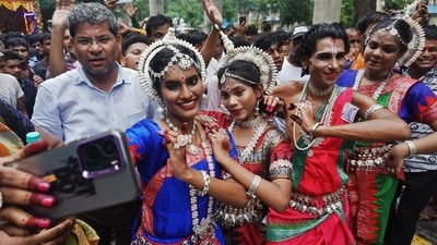Odissi dance was also performed on this occasion of the 18th Annual Jagannath Rathyatra, organized by Jagannath Cultural Education Trust in Thane,&nbsp; (Praful Gangurde (HT Photo))