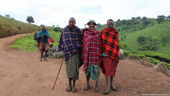 Últimas noticias del 7 de julio de 2024: Los masai de Tanzania están preocupados por la invasión de sus tierras tradicionales. Últimas noticias del 7 de julio de 2024: Los masai de Tanzania están preocupados por la invasión de sus tierras tradicionales.