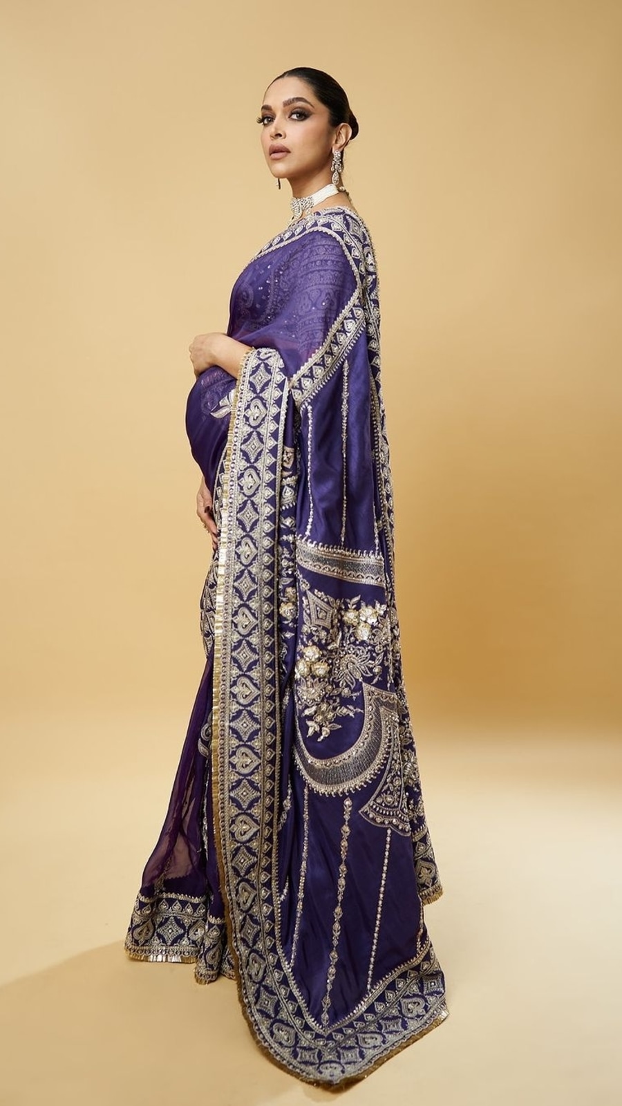 Mom to be Deepika Padukone s 5 gorgeous looks in sarees