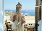 Kareena Kapoor shares selfie from her beach holiday. Kareena Kapoor shares selfie from her beach holiday.