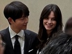 Song Joong Ki and wife at sister's wedding ceremony. Song Joong Ki and wife at sister's wedding ceremony.
