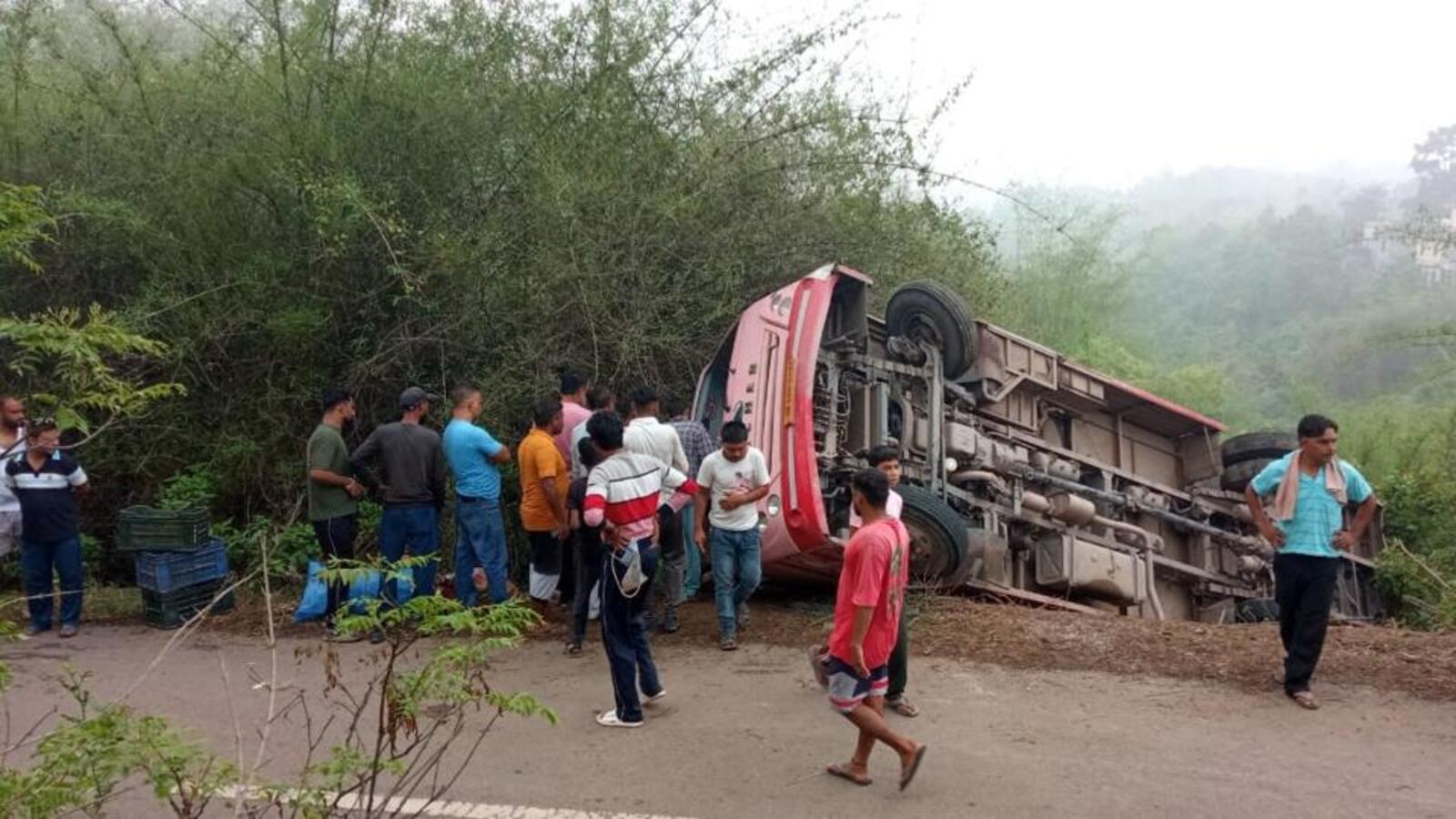 Over 40 schoolkids injured as Haryana Roadways mini bus overturns near Pinjore