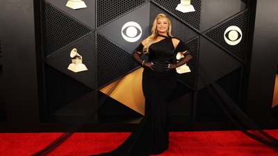 Bebe Rexha kicked out a concert goer from her show for throwing things at her on stage. (REUTERS/Mario Anzuoni)