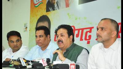 All India Congress Committee Rajiv Shukla general secretary during a press briefing at Congress Bhawan in Sector 35, Chandigarh, on Monday. (HT Photo)