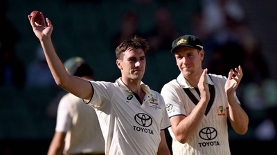 Australian bowler Pat Cummins (L) acknowledges the applause after taking five wickets on the fourth day of the second cricket Test vs Pakistan (AFP) Australian bowler Pat Cummins (L) acknowledges the applause after taking five wickets on the fourth day of the second cricket Test vs Pakistan (AFP)